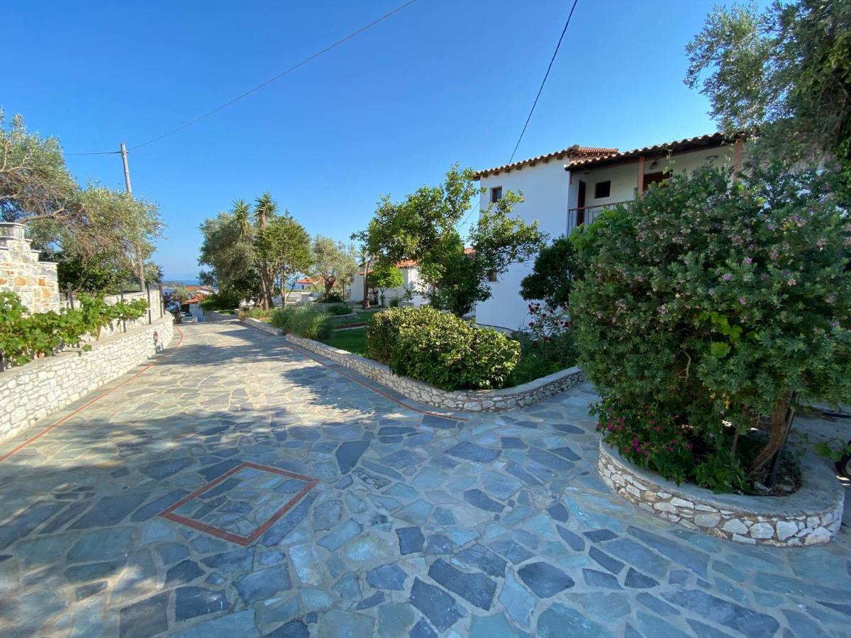 Valmas Village Apartment Skiathos Town